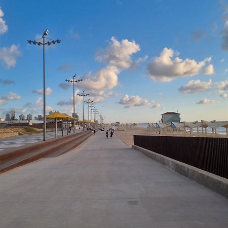 Studio By The Sea Apartment Ashdod Exterior photo